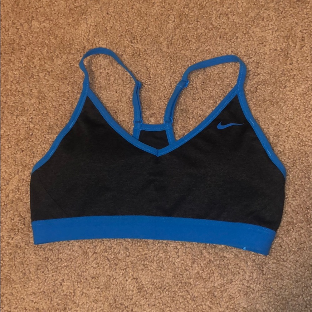 Sports bra